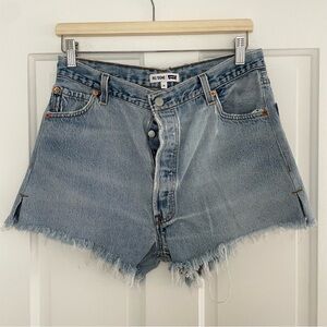Vintage RE/DONE Levi’s high rise shorts | Size 29